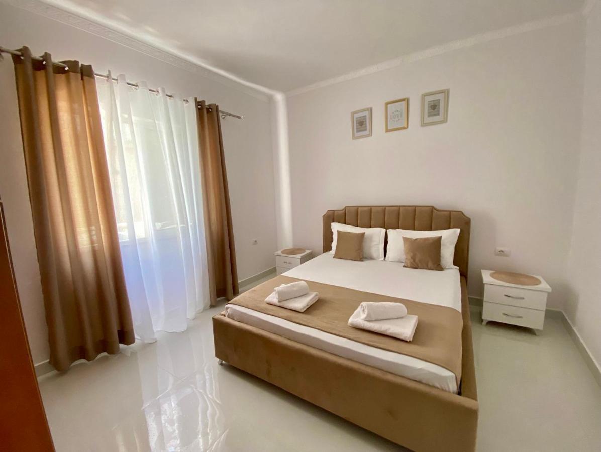 סרנדה Ona Apartament מראה חיצוני תמונה